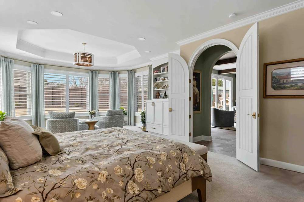 Arched door interior door customization