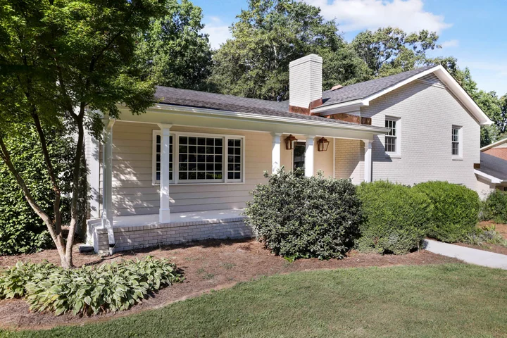 Guide to Buying an Older Home in Greenville, SC